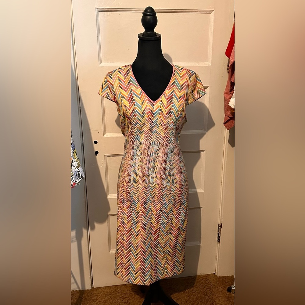 Etcetera Women's Multicolored V Neck
Sheath Dress, Size 2